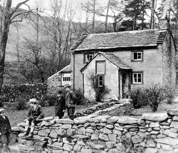 old fifteenth-century workman's cottage